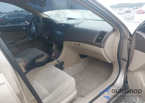 2004 Honda Accord 2.4 Lx z USA, uszkodzony, nr VIN 1HGCM56394A028414